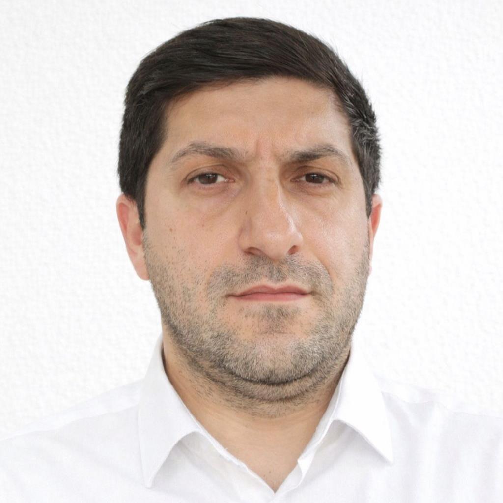 EMİN AMRAHOV